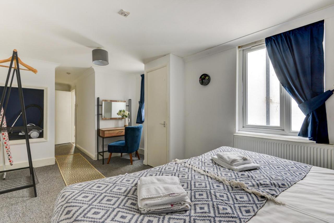 2 Bedroom Apartment - Queens Square Flat 1 Hove Extérieur photo