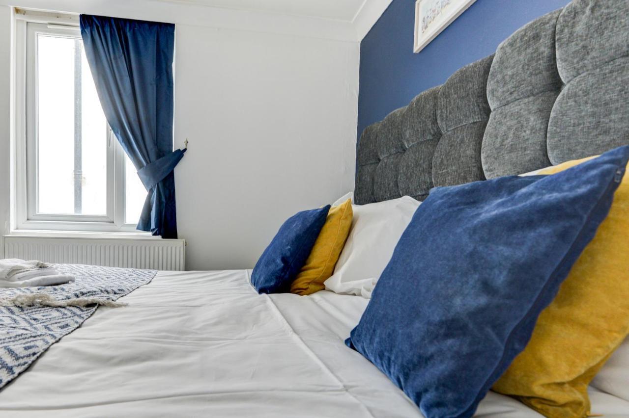 2 Bedroom Apartment - Queens Square Flat 1 Hove Extérieur photo