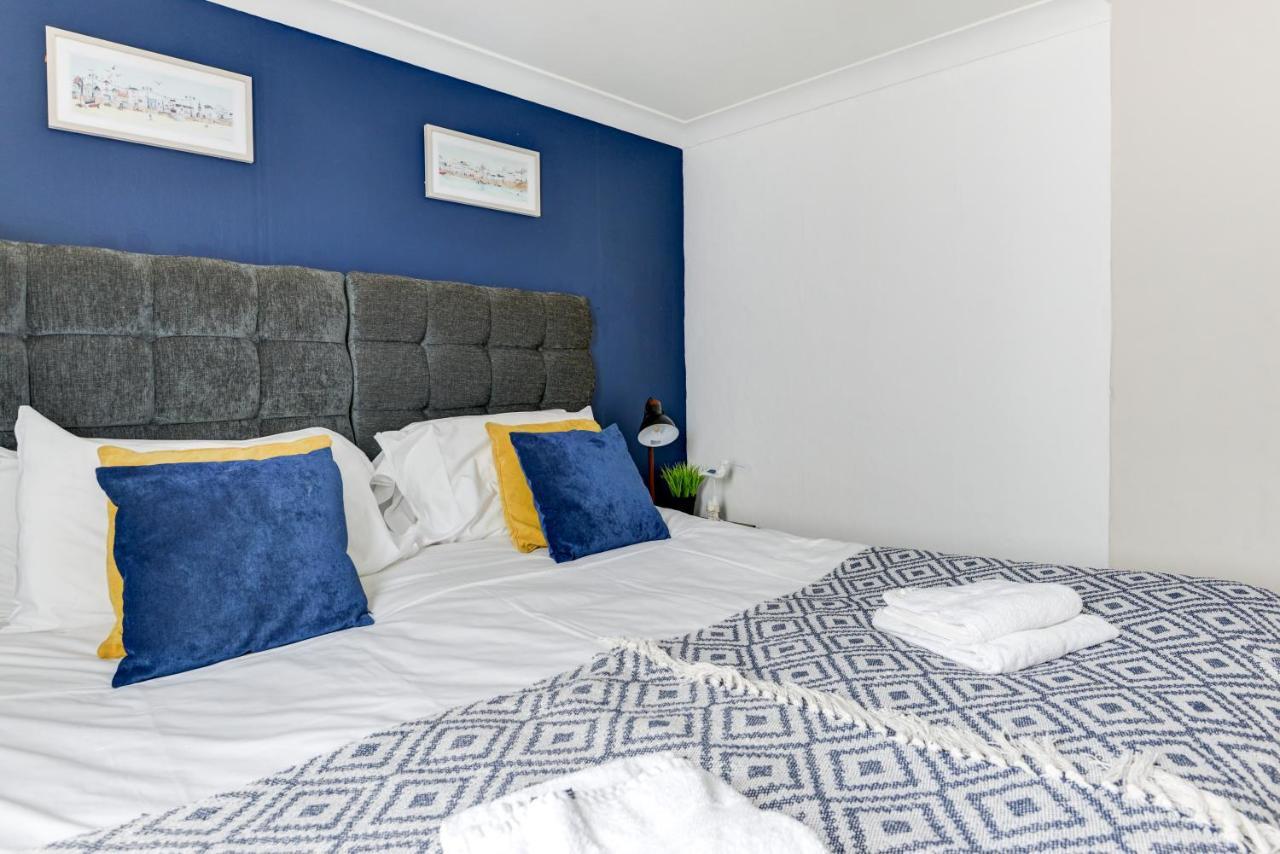 2 Bedroom Apartment - Queens Square Flat 1 Hove Extérieur photo